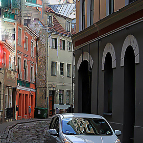 Фото города.   в тихих улочках старого города